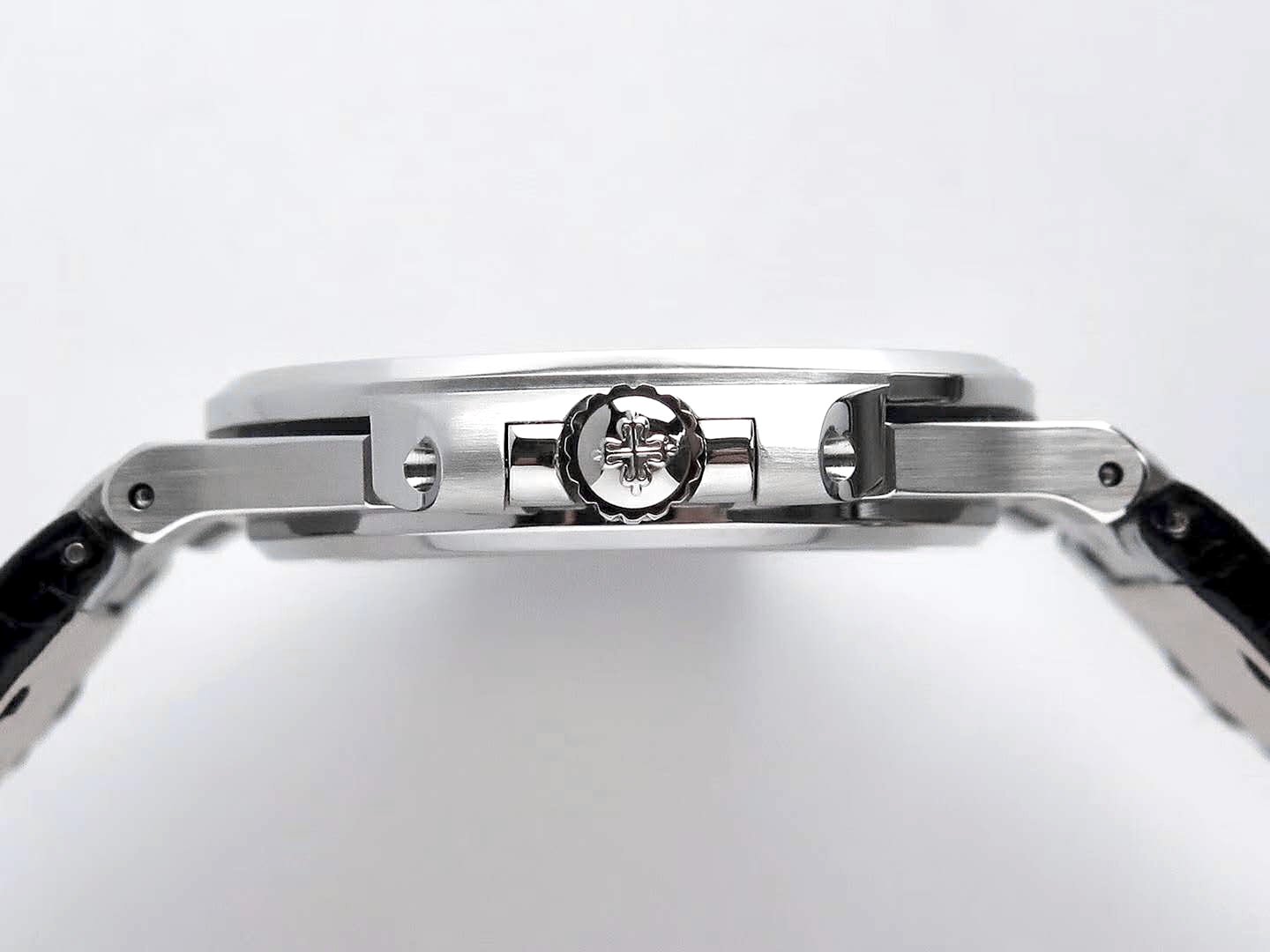 Nautilus Jumbo 5711 White Dial in Steel with Black Leather Strap