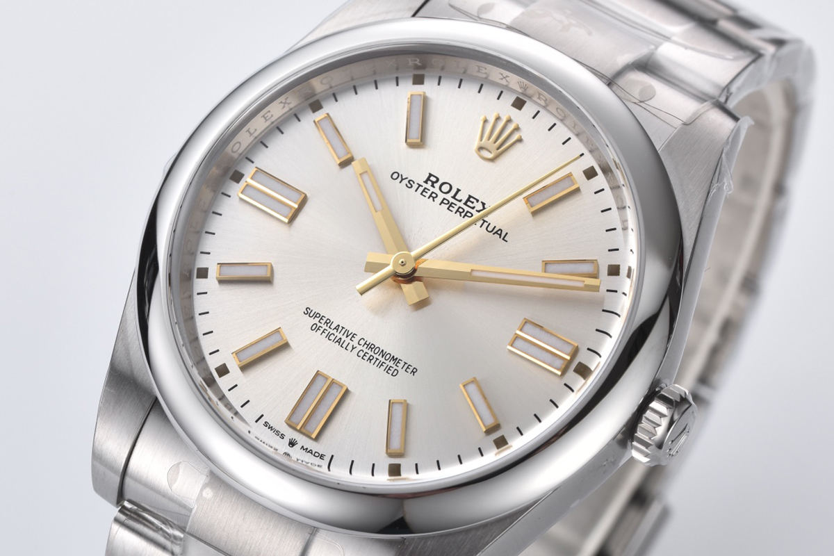 Oyster Perpetual 41mm Silver Dial 124300